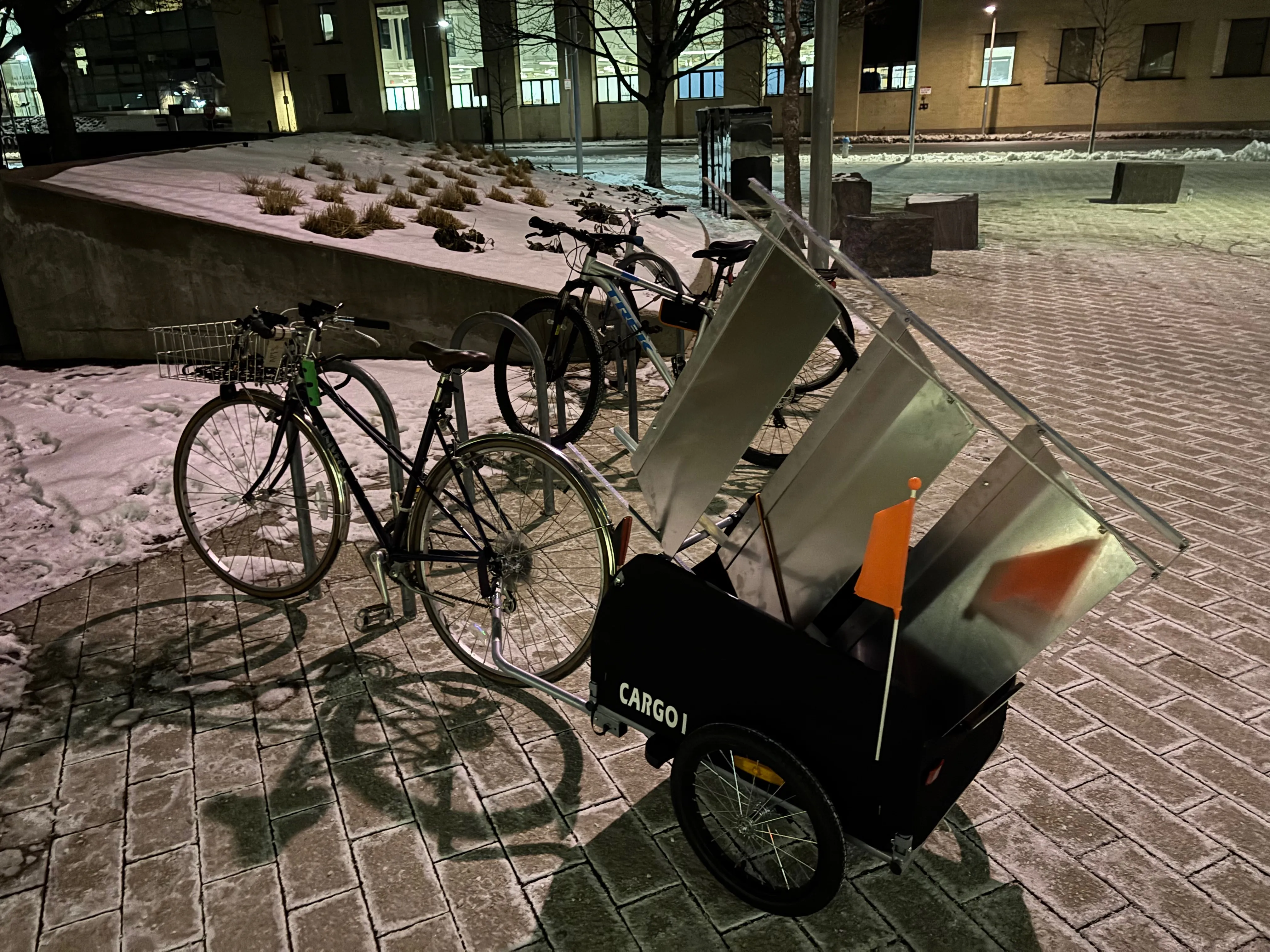 View of the shoe rack in the bike trailer from the right side of the bike
